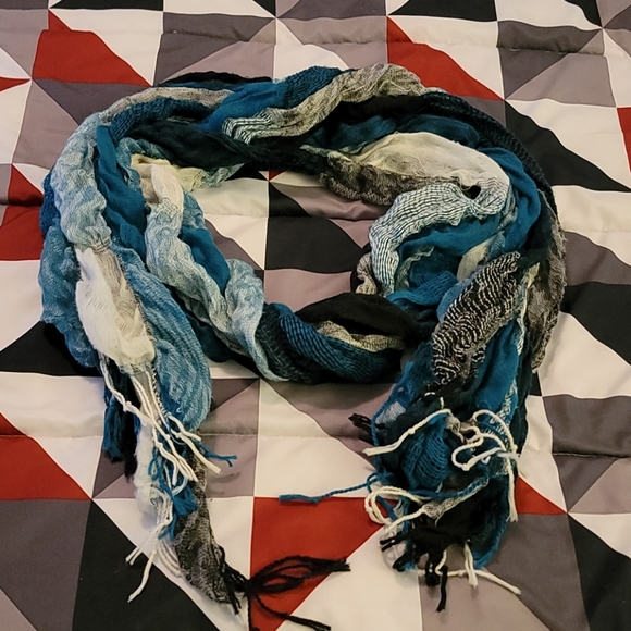 Accessories - Cute teal, black and white scarf